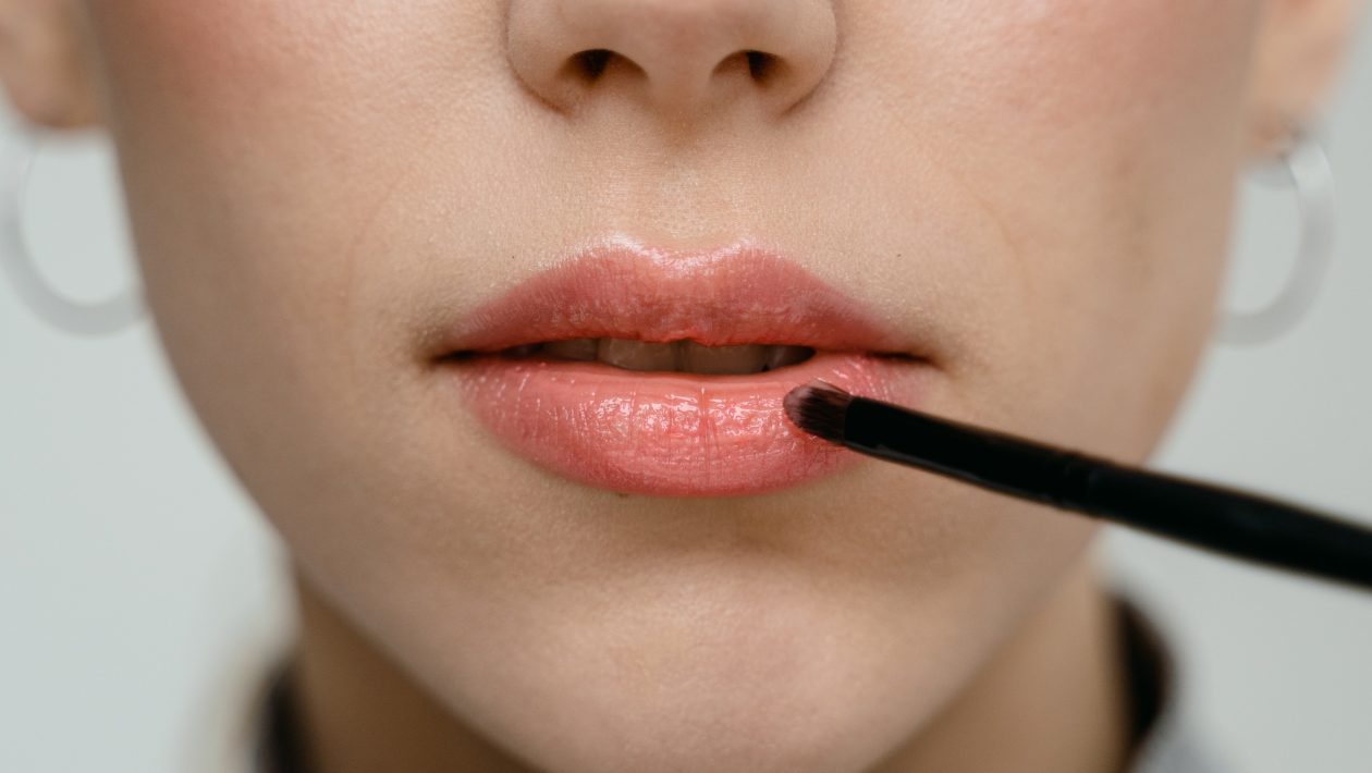 How Long Does Lip Blushing Take